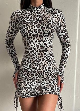 Трикотажное платье с принтом леопард