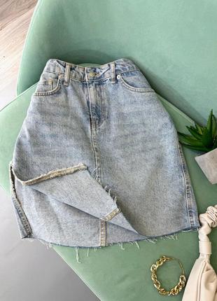 Спідниця джинсова з розрізом сбоку, необроблений край, розмір xs3 фото