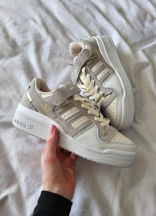 Adidas forum low beige grey