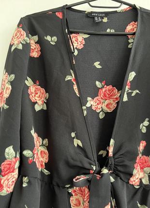Трендова блуза у квітковий принт2 фото