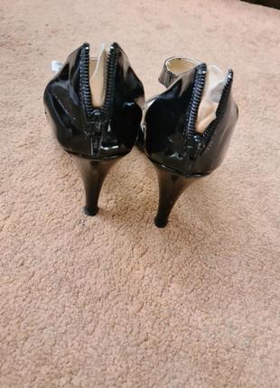 Італійські босоніжки