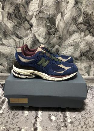 Оригінальні кросівки new balance 2002r