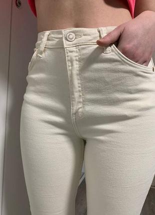 Білі джинси від bershka6 фото