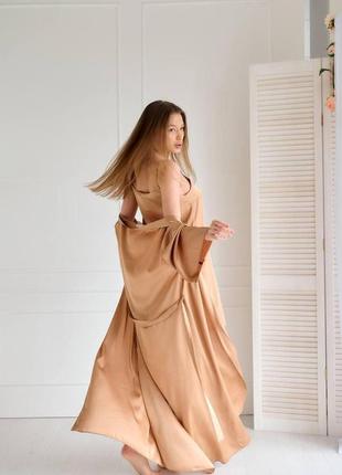 Шелковый красивый комплект ночная рубашка и удлиненный халат цвет кофе красивые домашние наборы для женщин6 фото
