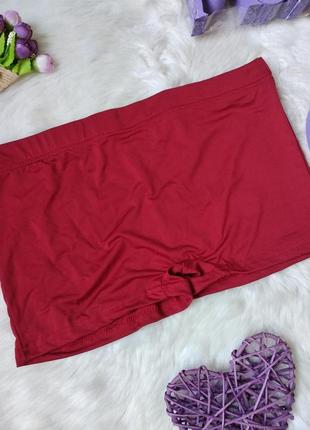 Женские короткие спортивные шорты красные2 фото