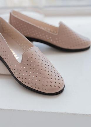 Літні шкіряні туфлі з перфорацією капучино | 787574 фото