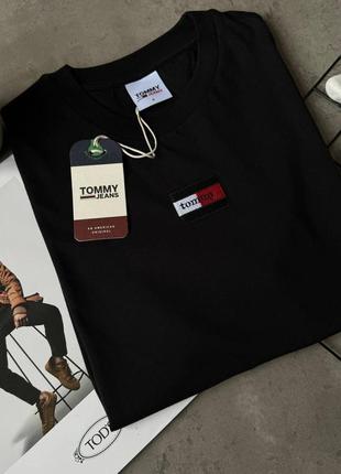 Мужская чёрная футболка tommy hilfiger чорна чоловіча футболка tommy hilfiger оригінал