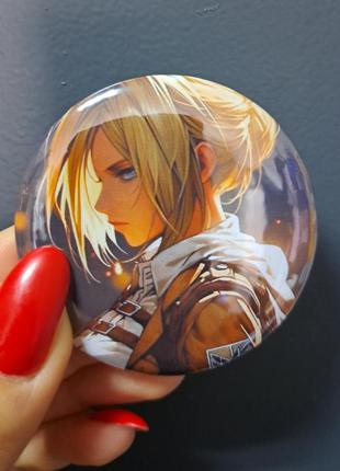 Значок атака титанов 5.6 см