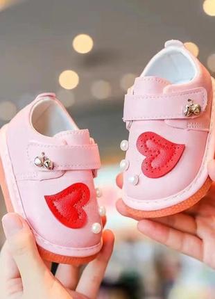 Дитячі туфлі для малюків