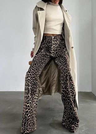 Самі трендові джинси штани в леопардовий принт4 фото