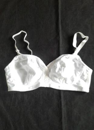 Белоснежный бюстгальтер без косточек и поролона с прошвой 38 dd, 85 dd george