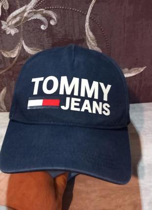 Кепка tommy filfiger оригінал3 фото