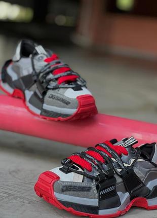 Кросівки жіночі  space red/black