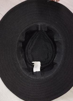 Чорний капелюх федора з срібним декоруванням по обідку6 фото