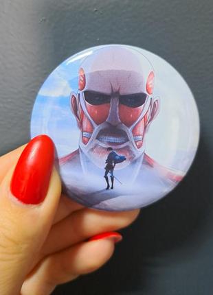 Значок атака титанов 5.6 см