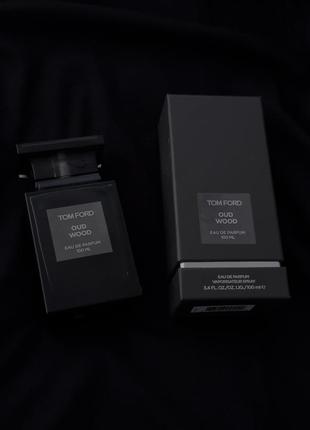 Оригінал tom ford oud wood початий флакон (~80мл)