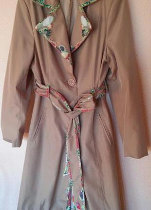 Шикарный легкий плащ с вышивкой bcbgmaxazria xs-s