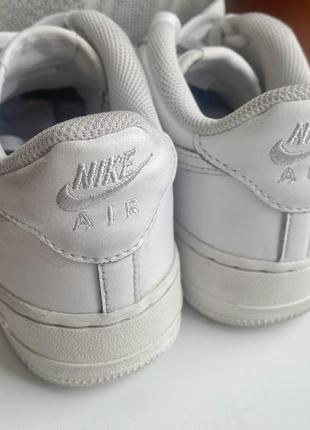 Белые кожаные кроссовки кеды nike air force 13 фото