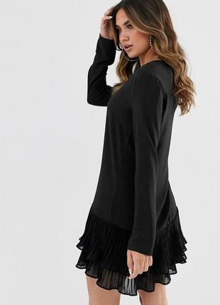 Платье черное с плиссировкой на подоле оригинал бренд - missguided размер s-m4 фото