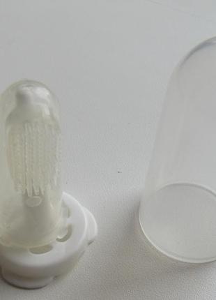 Детская зубная щетка на палец canpol babies (с футляром)1 фото