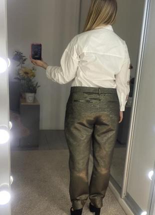 Актуальні блискучі звужені брюки скіні №60610 фото