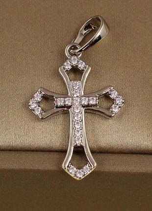 Хрестик xuping jewelry з фіанітами і загостенними краями 2,2 см сріблястий