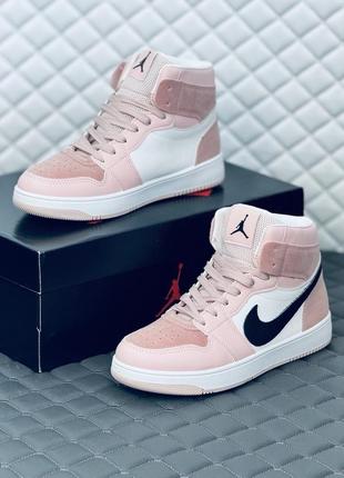 Кросівки жіночі весняні nike air retro jordan 1 pink кросовки найк джордан 110 фото