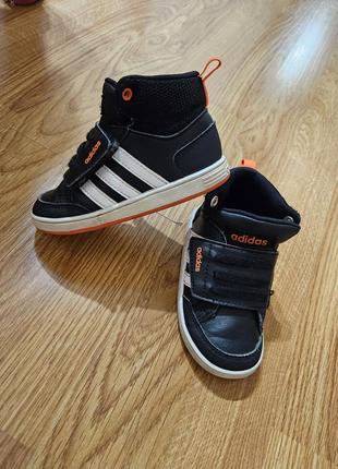 Фірмові кеди кросівки красовки мокасіни