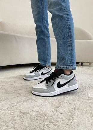 Кросівки nike air jordan 1 low "smoke grey"