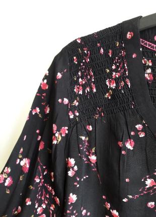 Блуза в квітковий принт3 фото