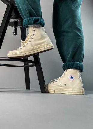 Женские высокие кеды converse x dior hi beige конверсия коллаборация диор / женская демисезонная обувь на весну, лето и осень конверсы бежевые5 фото