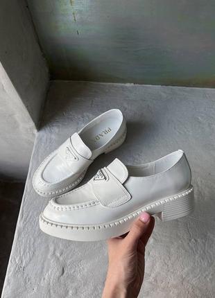 Prada white brushed  leather loafers, лофери, лоферы