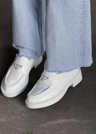 Prada white brushed  leather loafers, лофери, лоферы6 фото