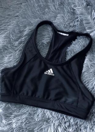 Топ adidas