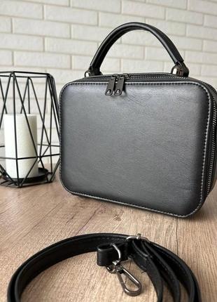 Стильная женская мини сумка стиль guess черная, маленькая каркасная сумочка для девушек3 фото