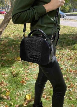 Замшева жіноча сумочка на плече екошкіра рептилії чорна, маленька сумка для дівчат