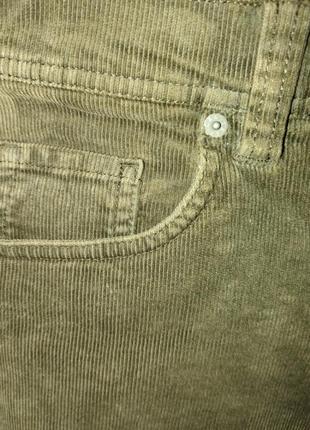 Оригинальные вельветовые джинсы необычного цвета.4 фото
