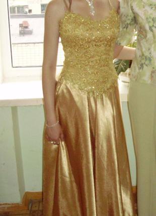Шикарное красивое нарядное платье в пол на выпускной на свадьбу5 фото