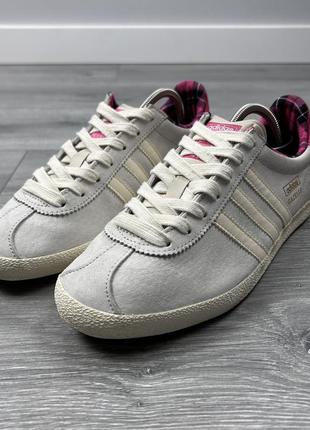 Жіночі оригінальні кросівки adidas gazelle2 фото