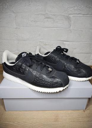 Кросівки nike cortez basic ltr black crocodile skin trainers