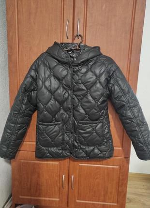 Весняна куртка нова