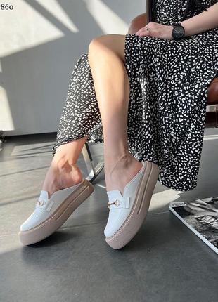 Хіт сезону неперевершене сабо - стиль, якість, зручність