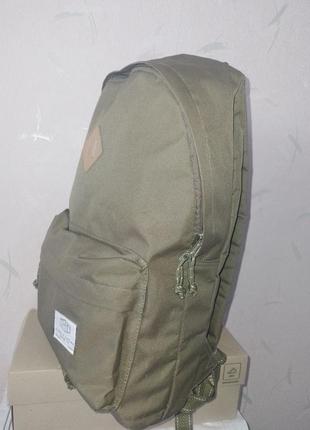 Рюкзак в стиле eastpak,новый,просто без этикетки "tpmn"7 фото