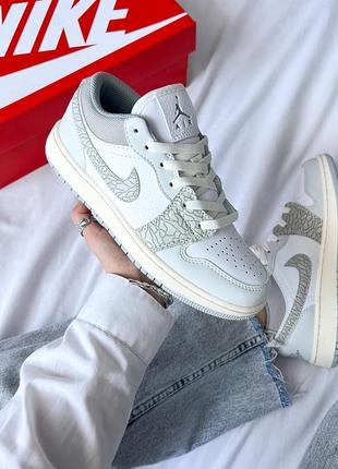 Кросівки mickey mouse nike dunks for sale on ebay