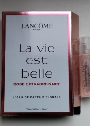 Парфумована вода lancome la vie est belle rose extraordinaire