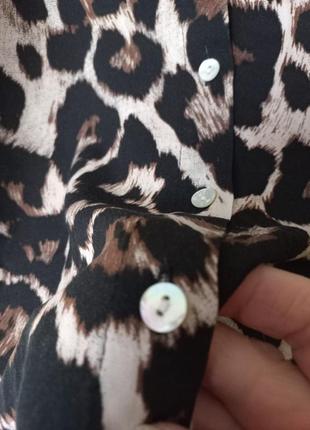 Сорочка вільного крою в леопардовий принт6 фото