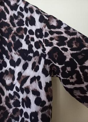 Сорочка вільного крою в леопардовий принт3 фото