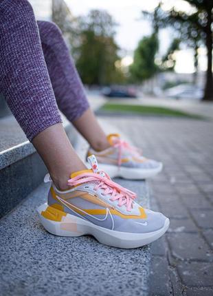 Жіночі кросівки nike vista