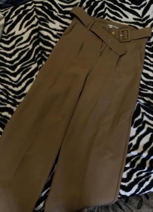 Брюки кльош