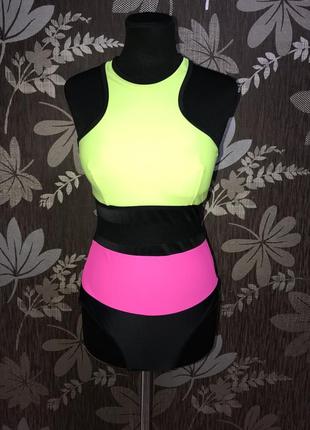 Стильний купальник